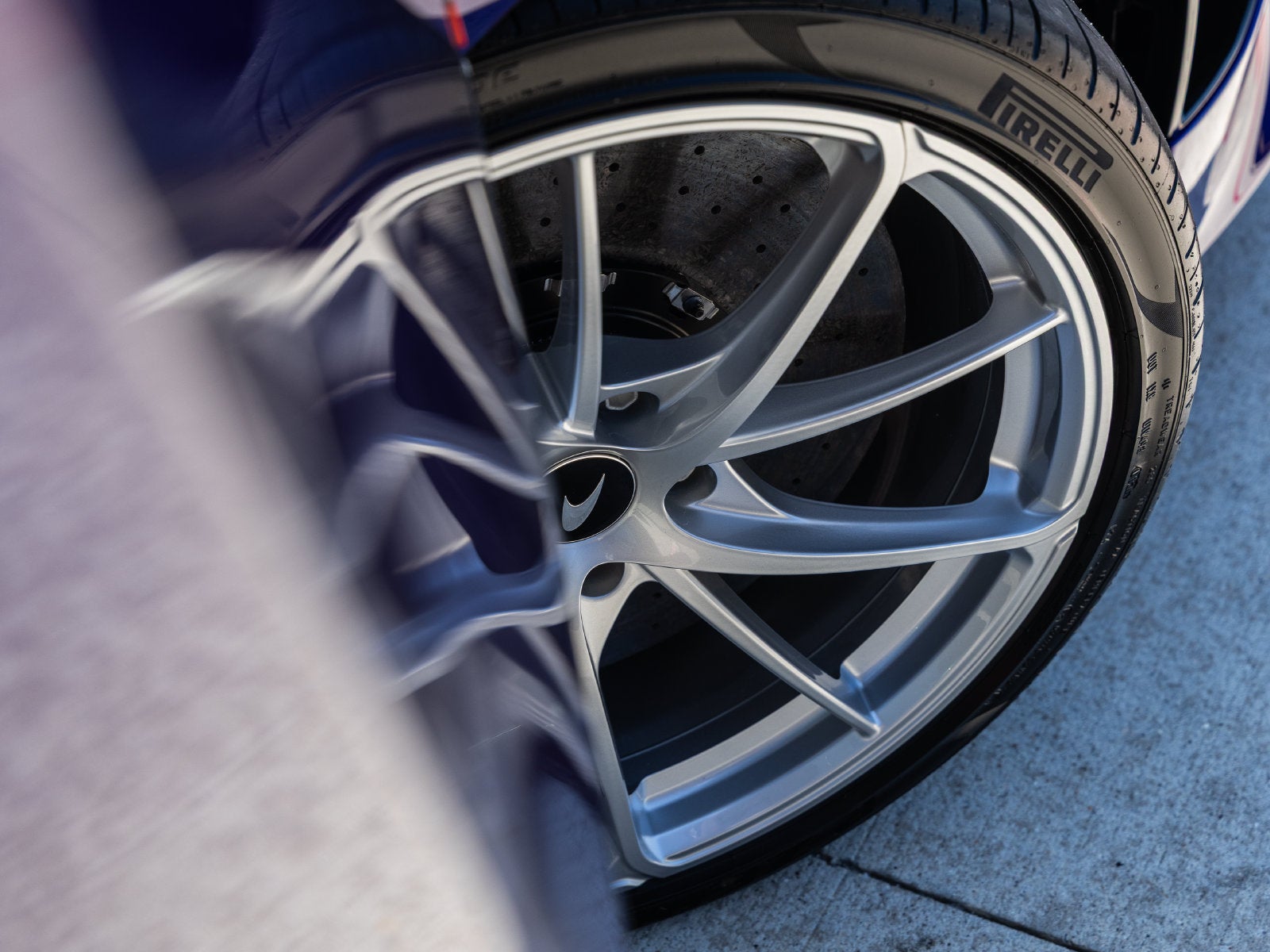 2027 McLaren 750S Base