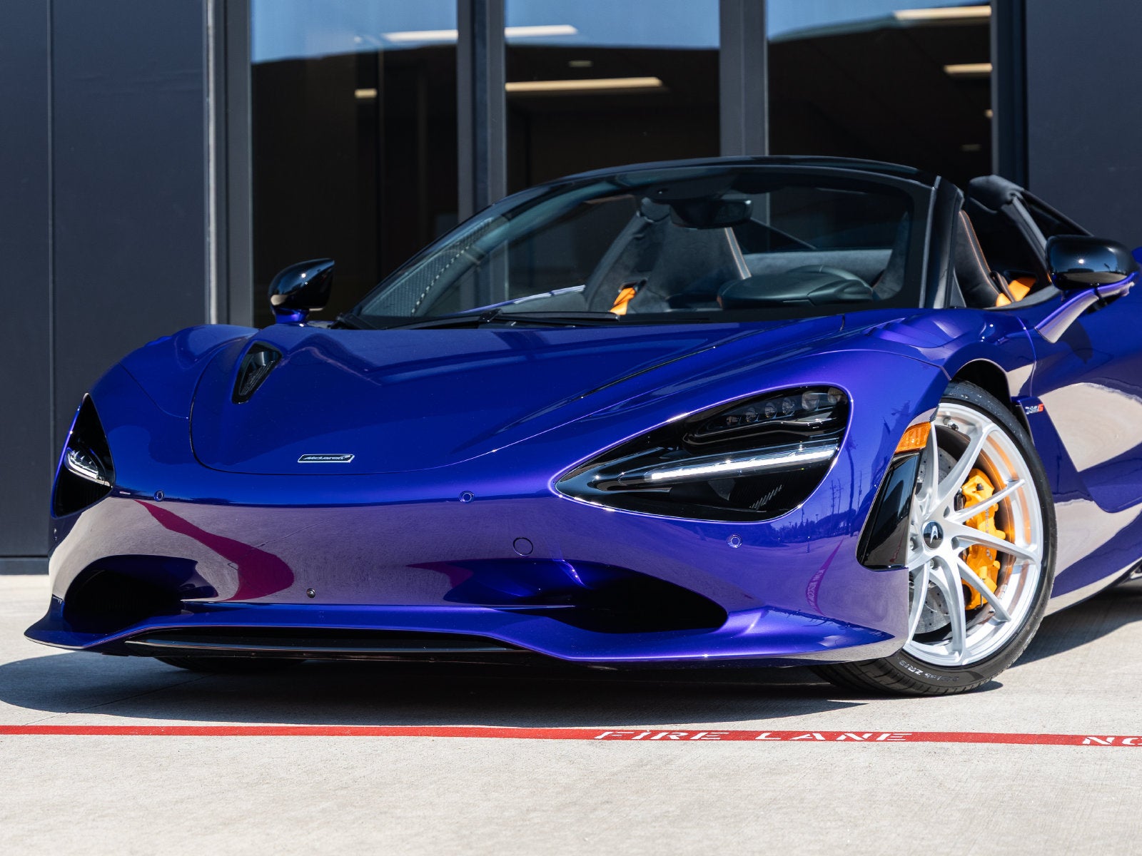 2027 McLaren 750S Base