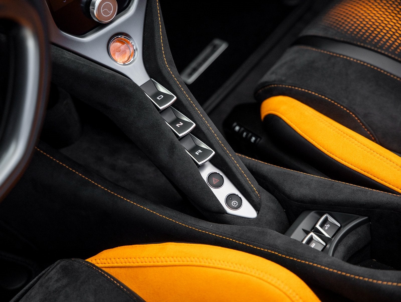 2026 McLaren 750S Base