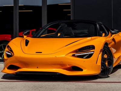 2026 McLaren 750S Base