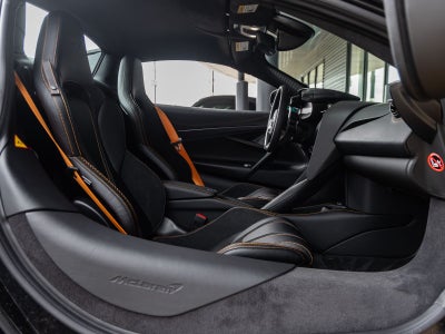 2027 McLaren 750S Base