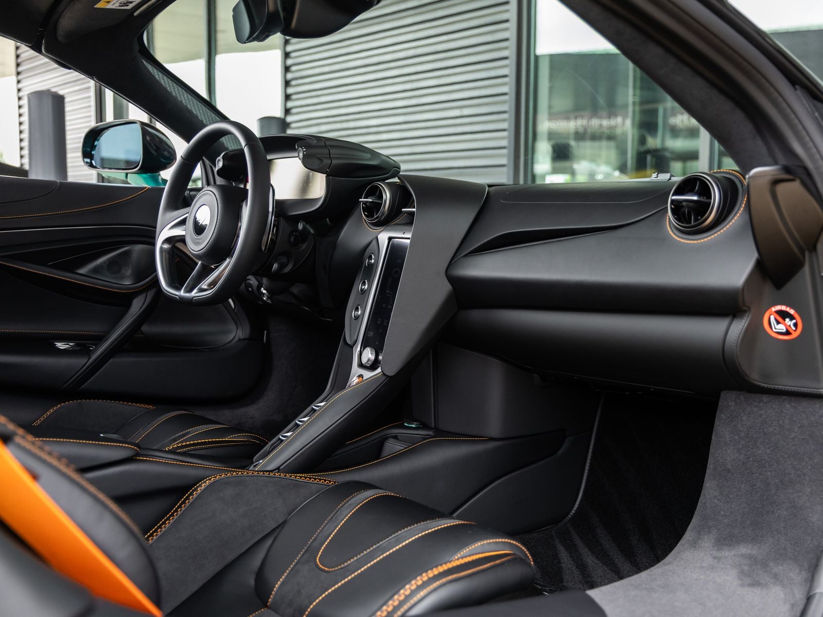 2027 McLaren 750S Base