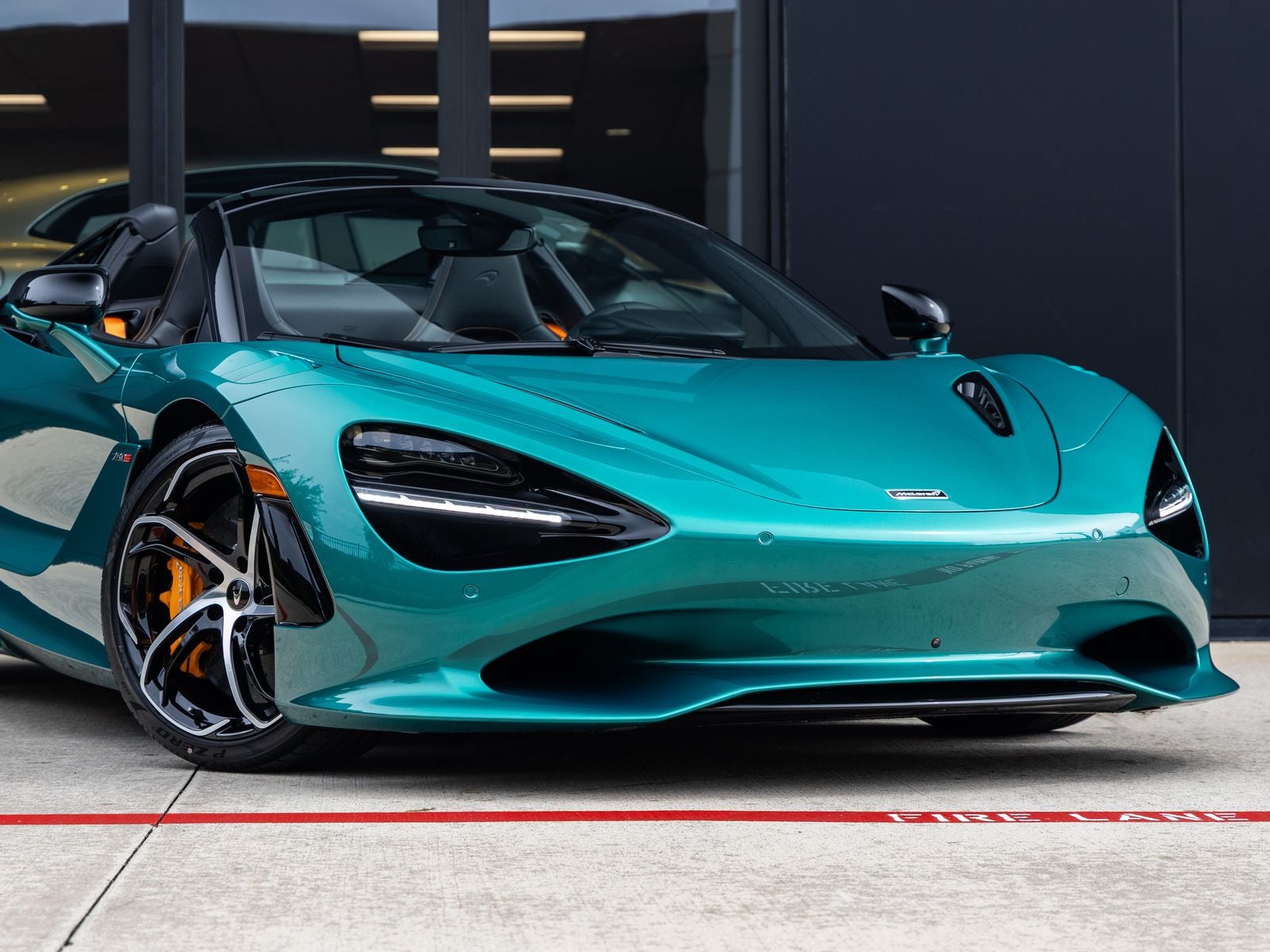 2027 McLaren 750S Base