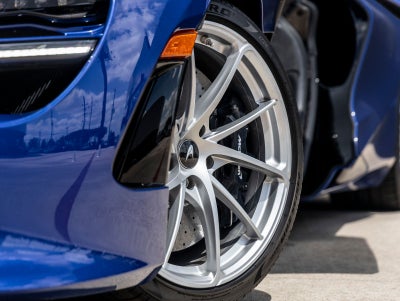 2024 McLaren 750S Base