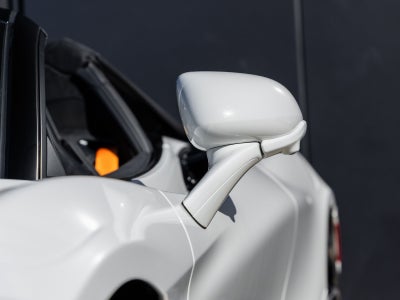 2026 McLaren 750S Base