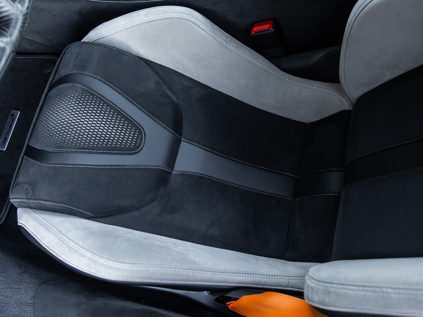 2026 McLaren 750S Base