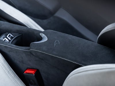 2026 McLaren 750S Base