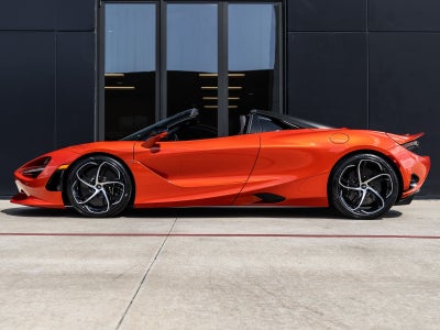 2026 McLaren 750S Base