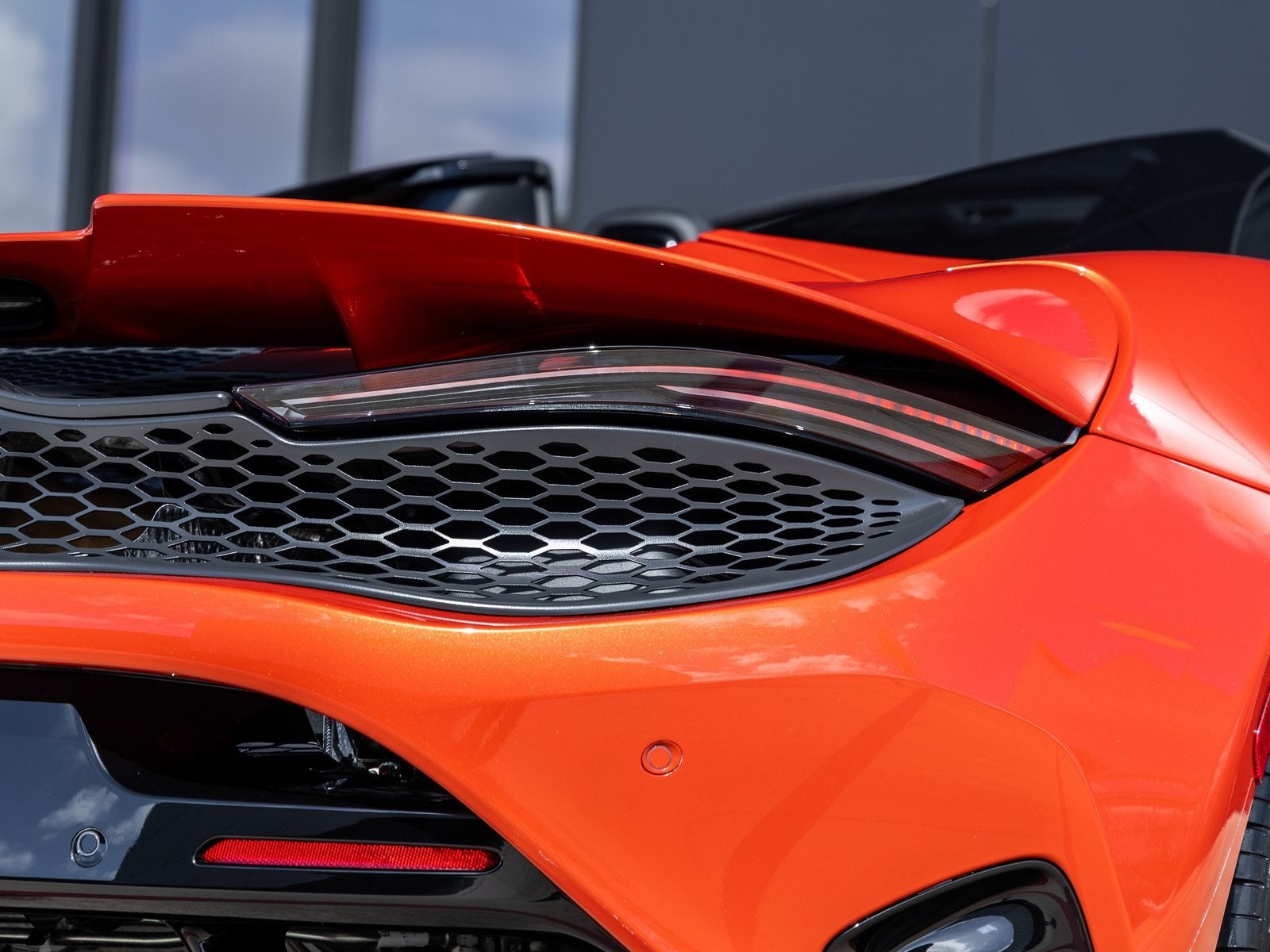 2026 McLaren 750S Base