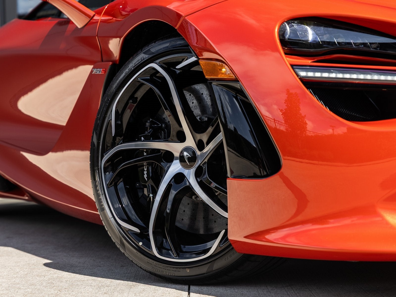 2026 McLaren 750S Base