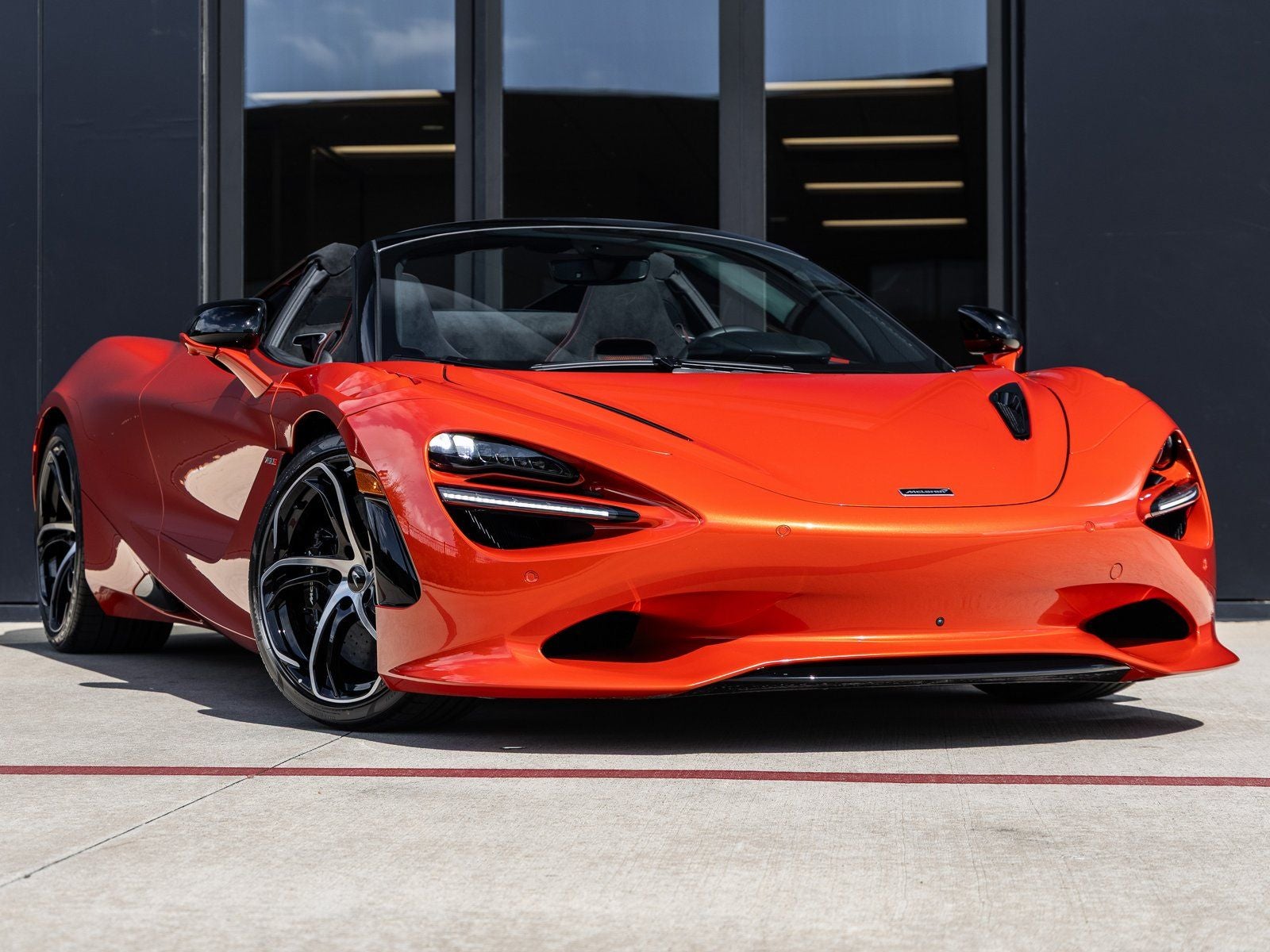 2026 McLaren 750S Base