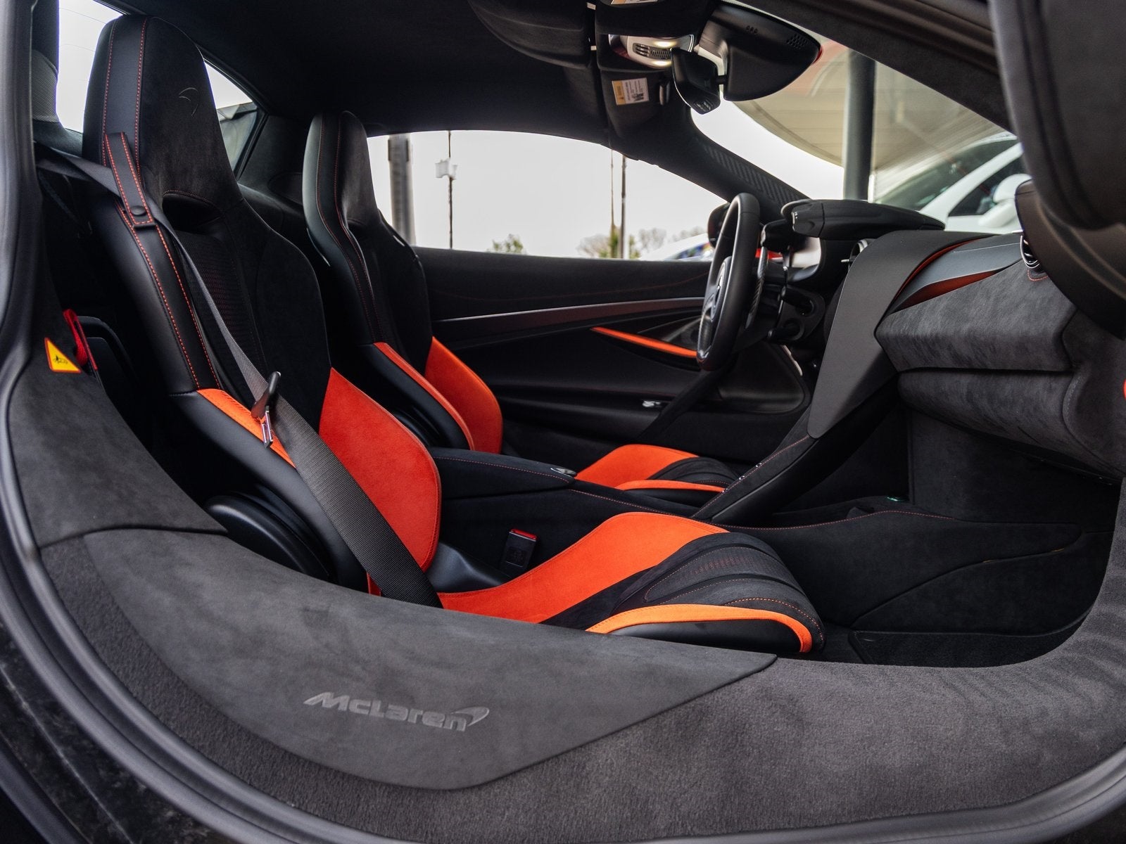 2026 McLaren 750S Base