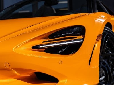 2026 McLaren 750S Base