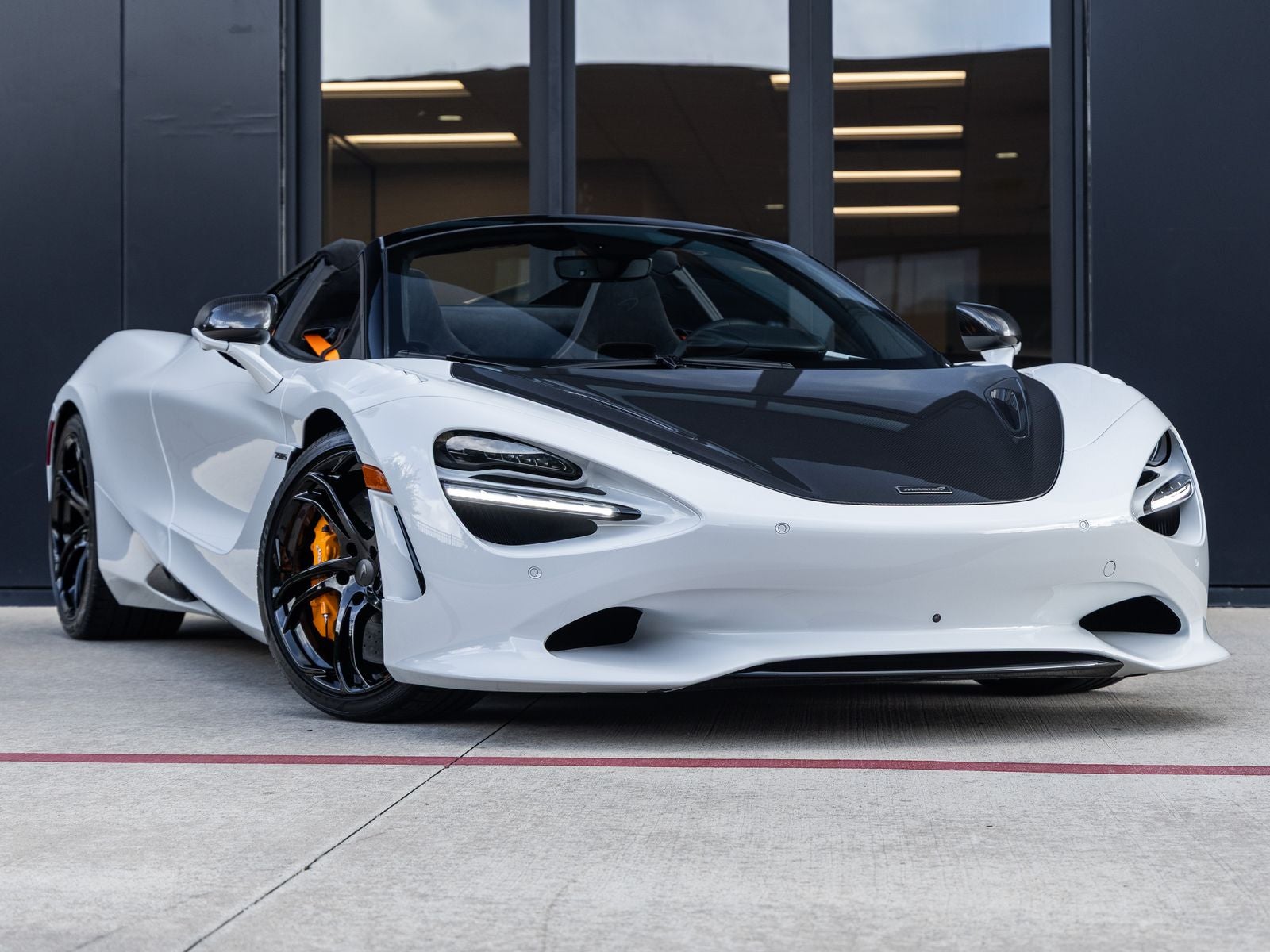 2027 McLaren 750S Base