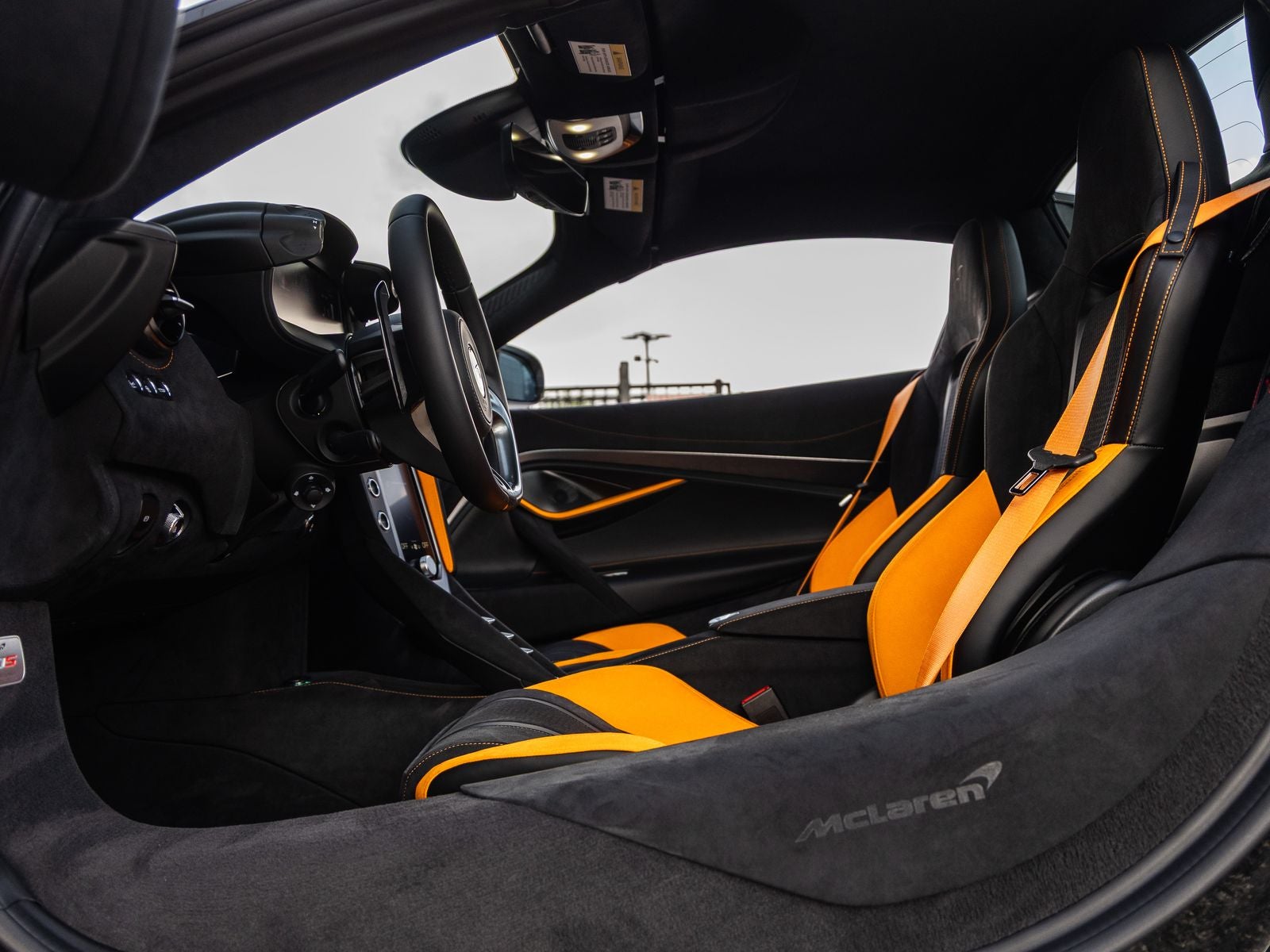 2027 McLaren 750S Base
