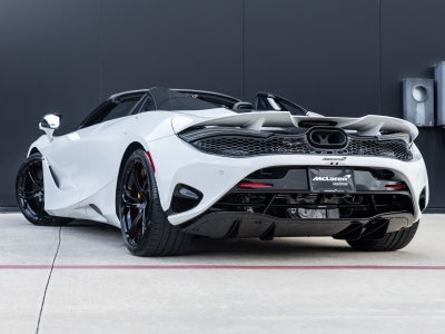2027 McLaren 750S Base