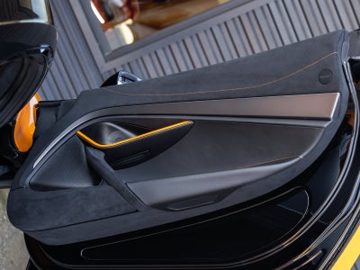 2027 McLaren 750S Base