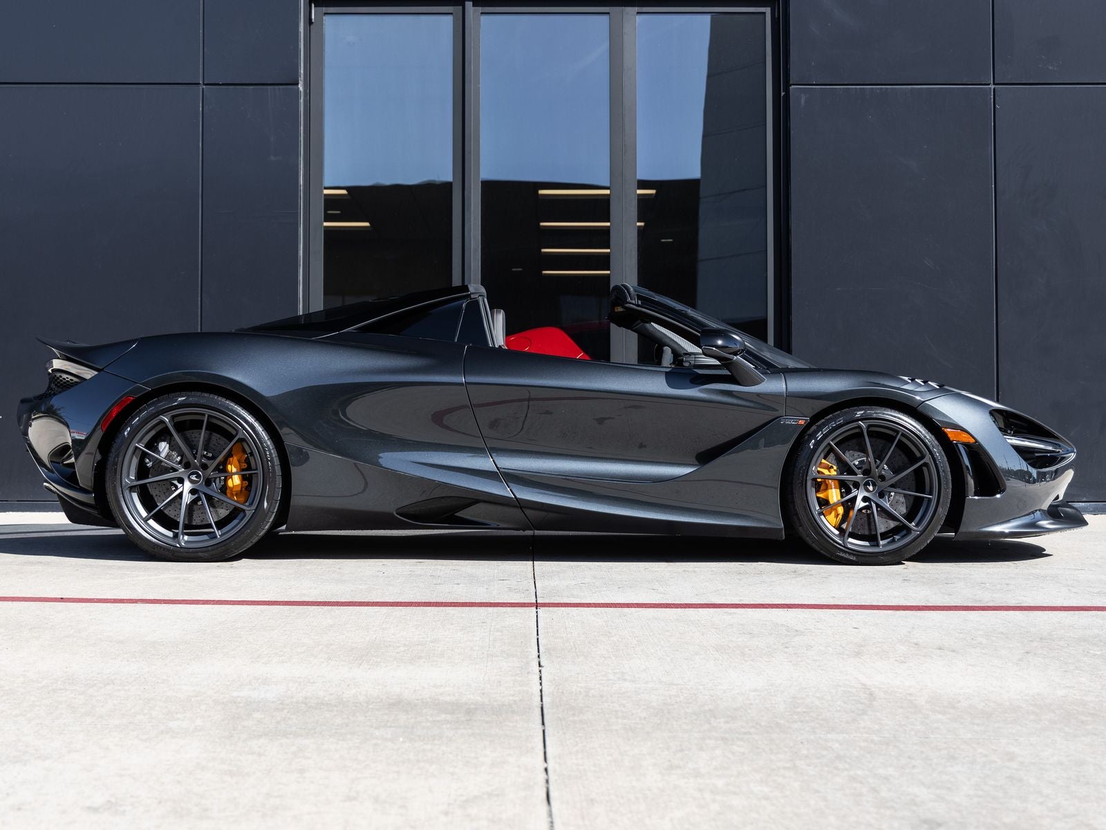 2024 McLaren 750S Base