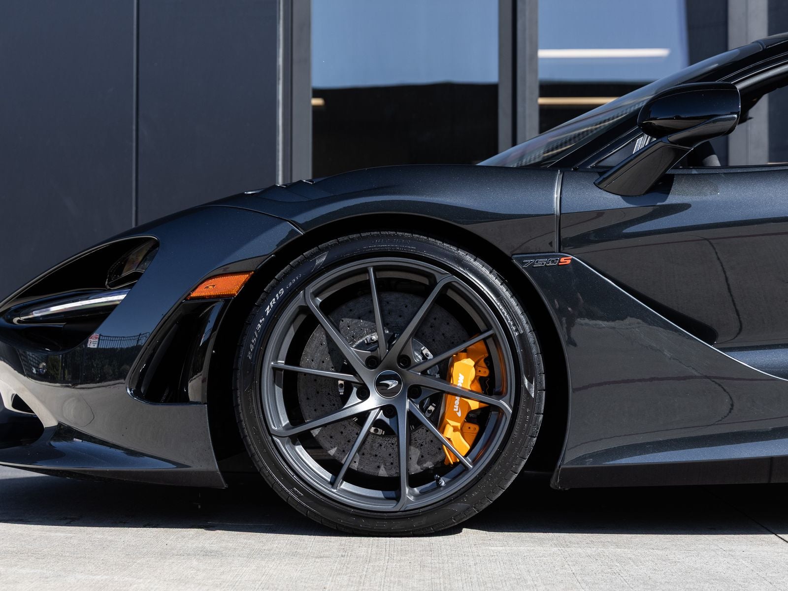 2024 McLaren 750S Base