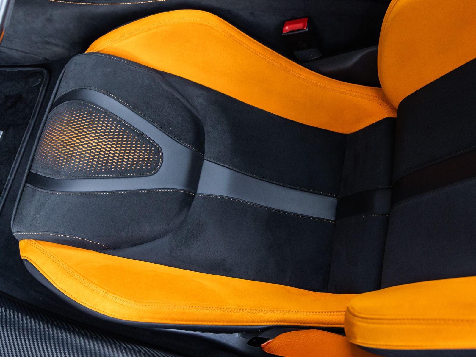 2024 McLaren 750S Base