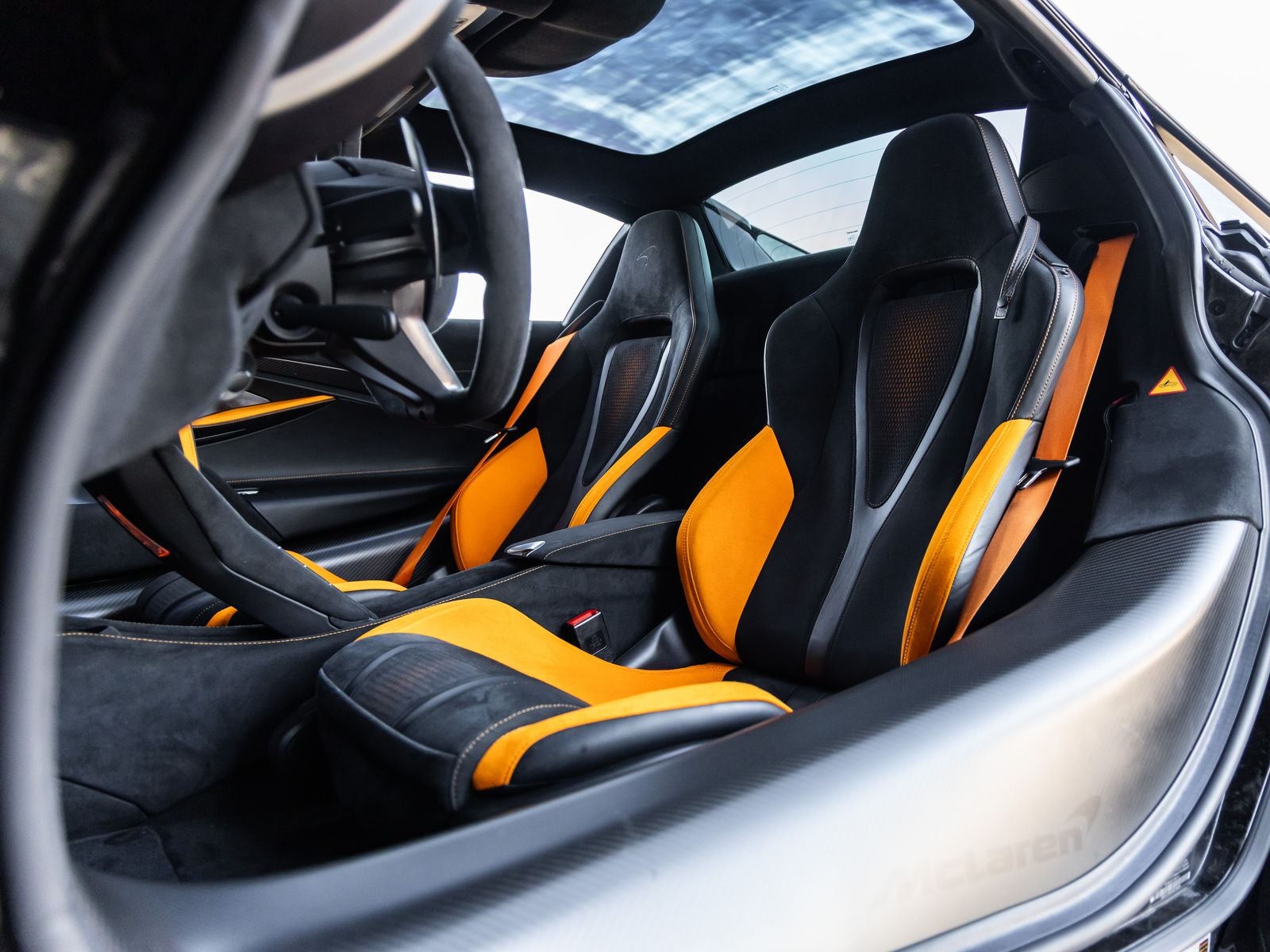 2024 McLaren 750S Base