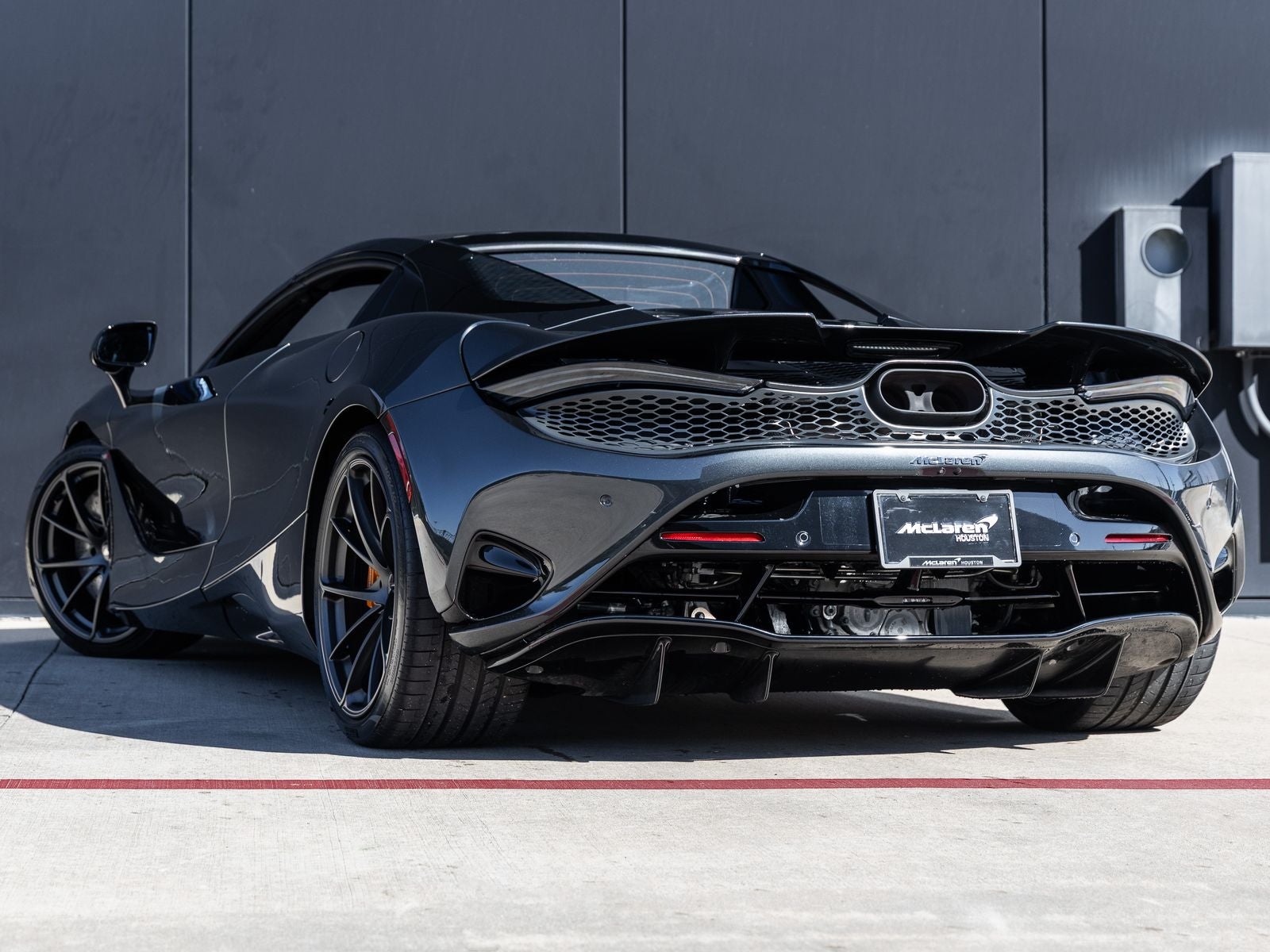 2024 McLaren 750S Base