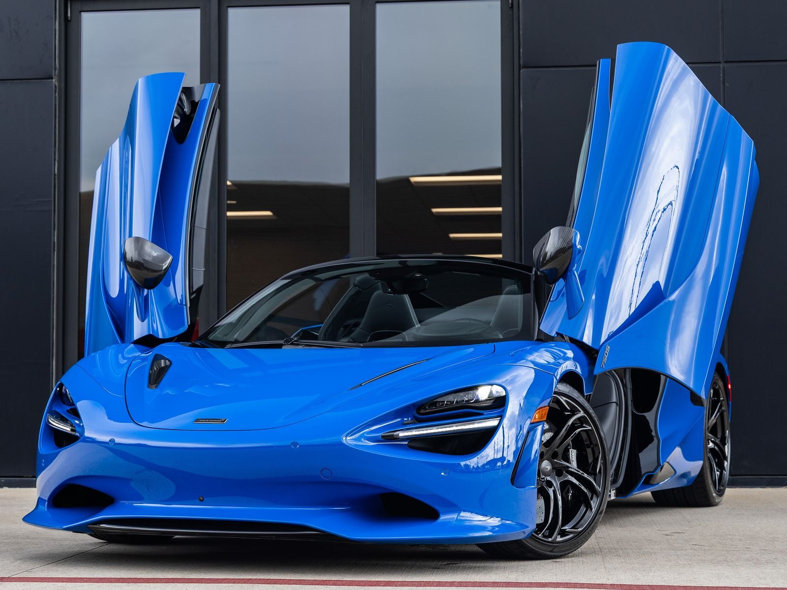 2026 McLaren 750S Base