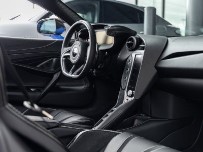 2026 McLaren 750S Base