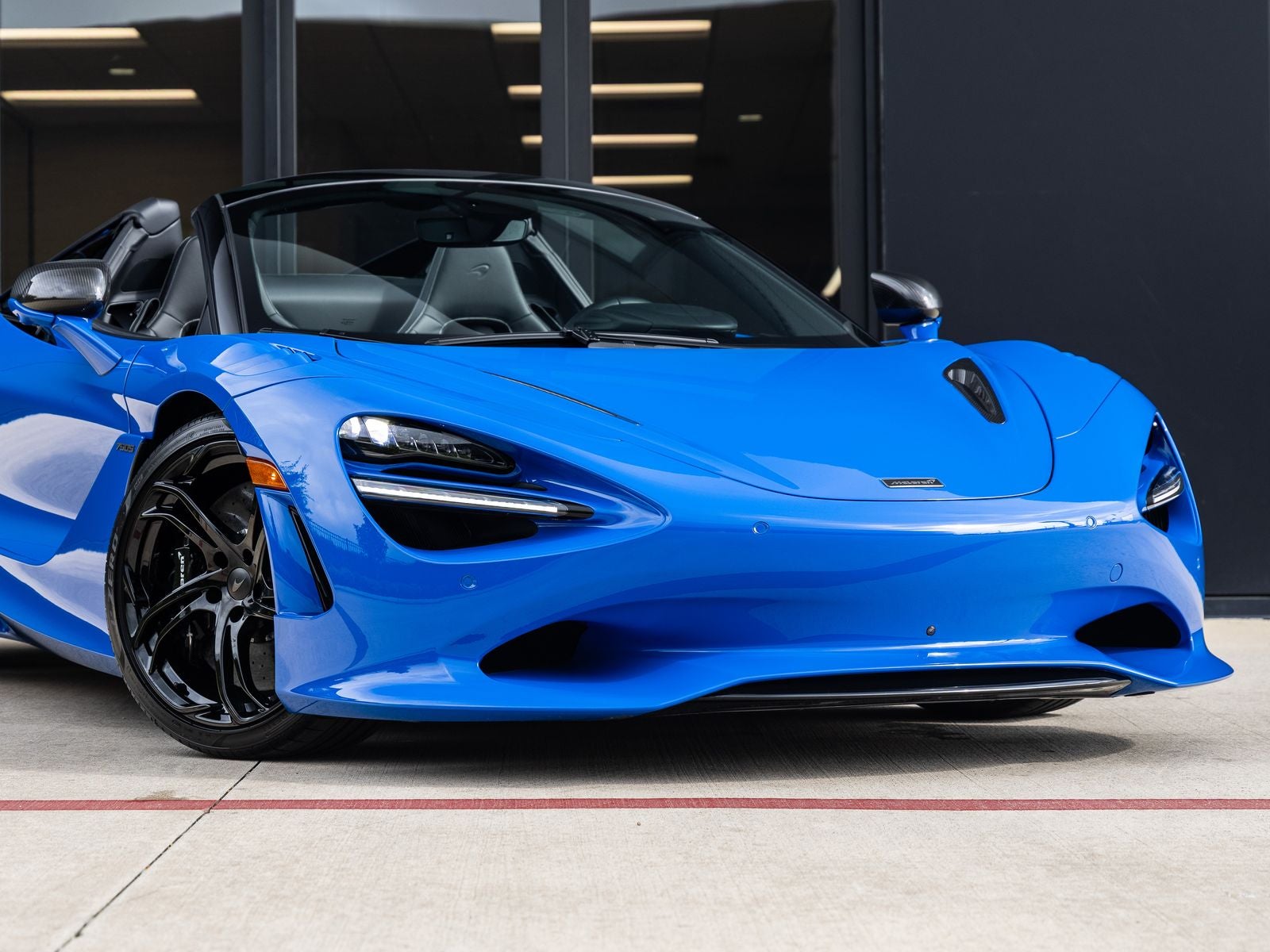 2026 McLaren 750S Base