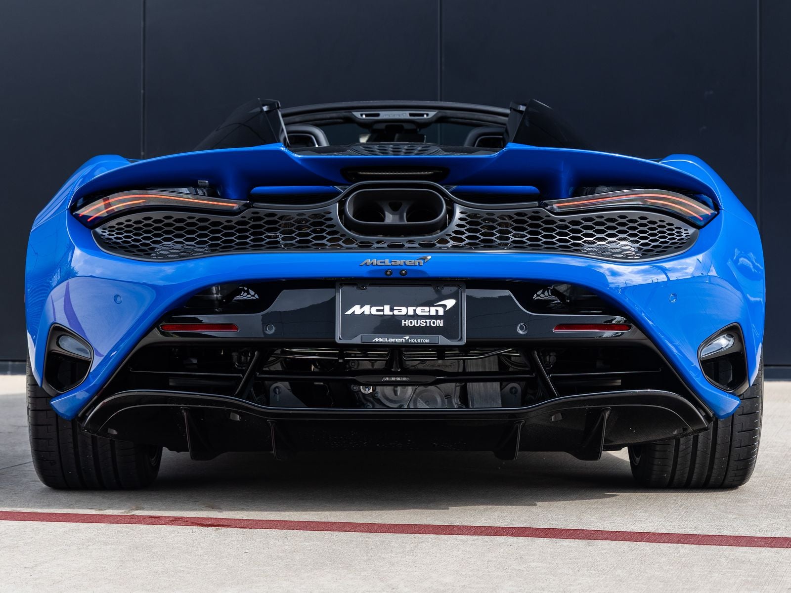 2026 McLaren 750S Base