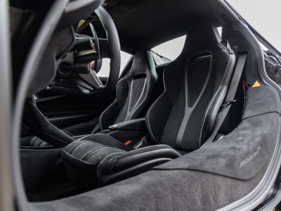2027 McLaren 750S Base
