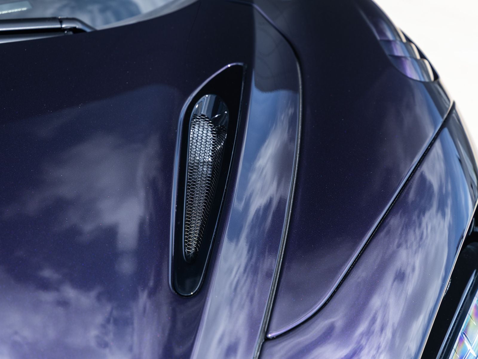 2027 McLaren 750S Base