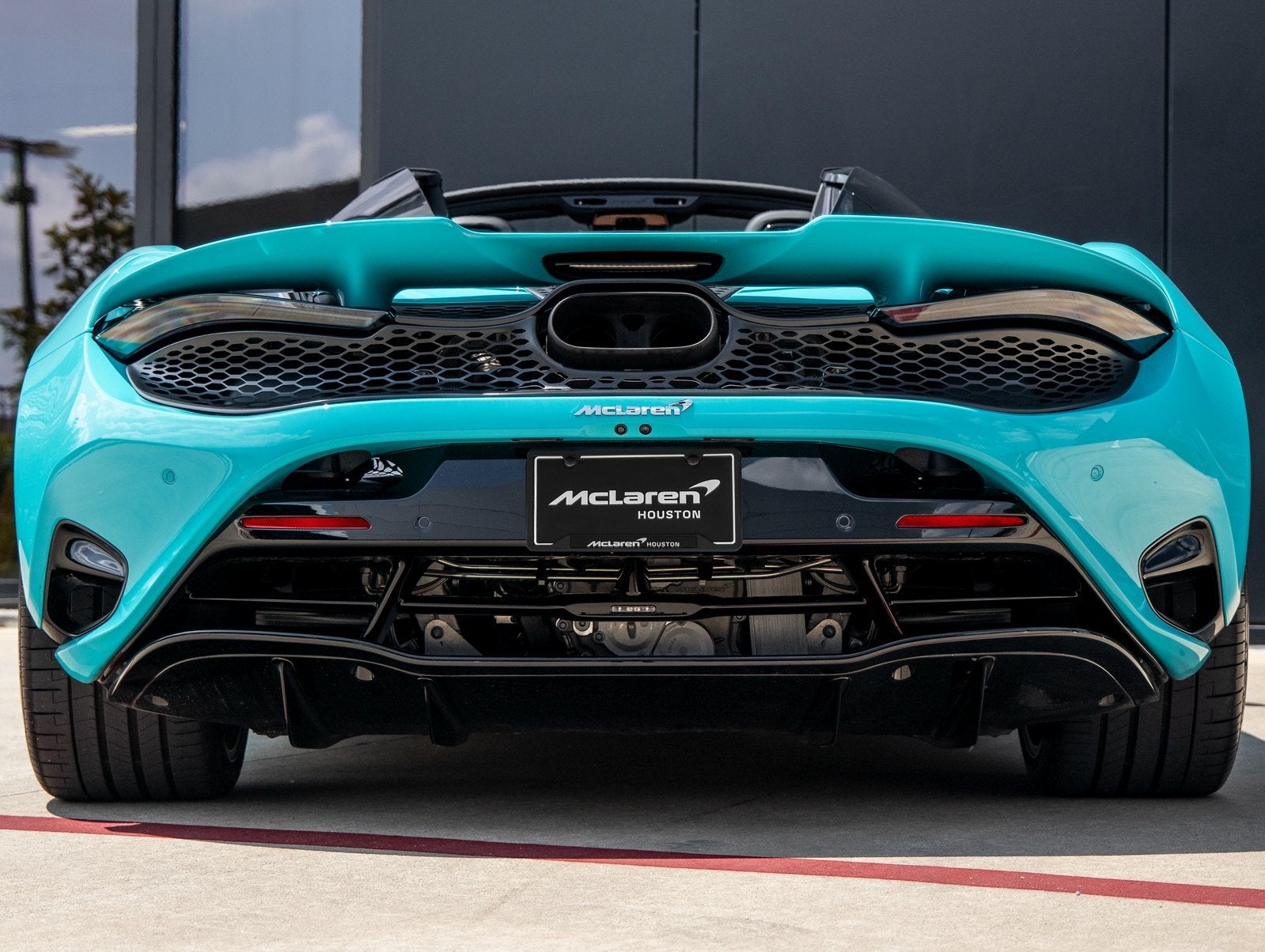 2024 McLaren 750S Base