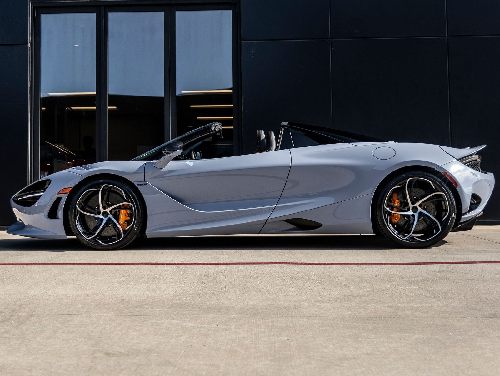 2026 McLaren 750S Base