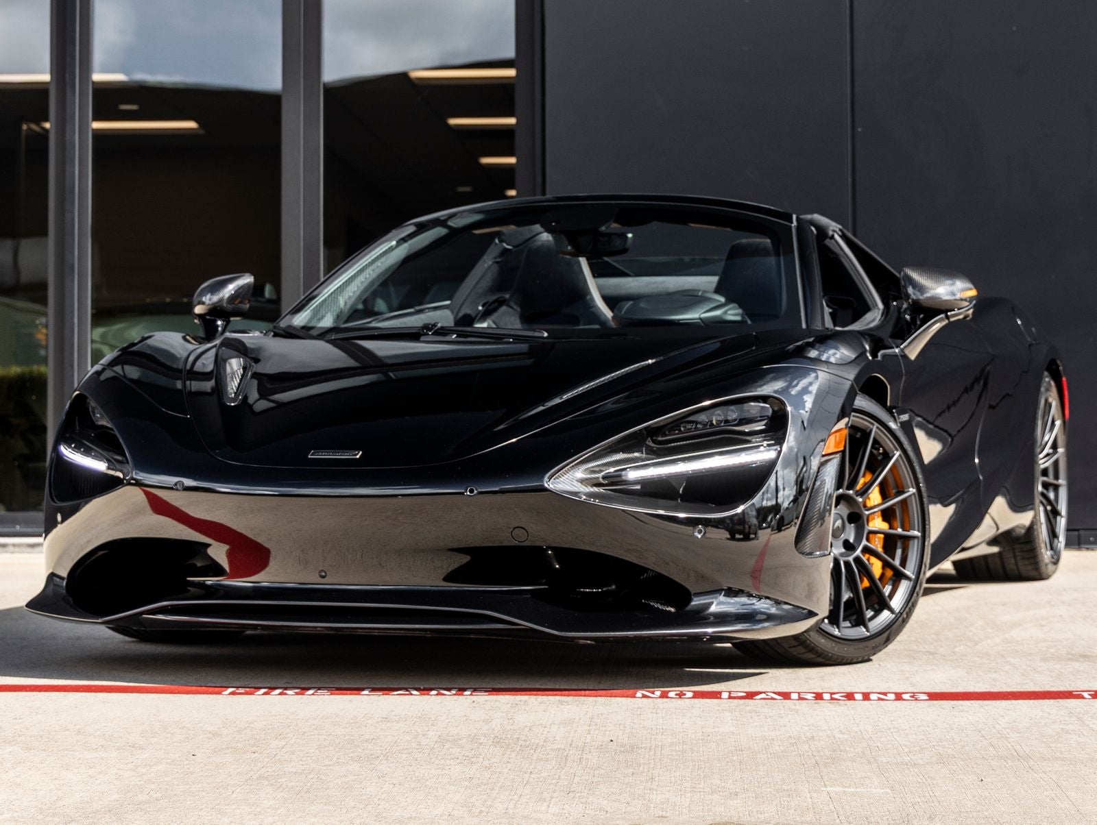 2027 McLaren 750S Base