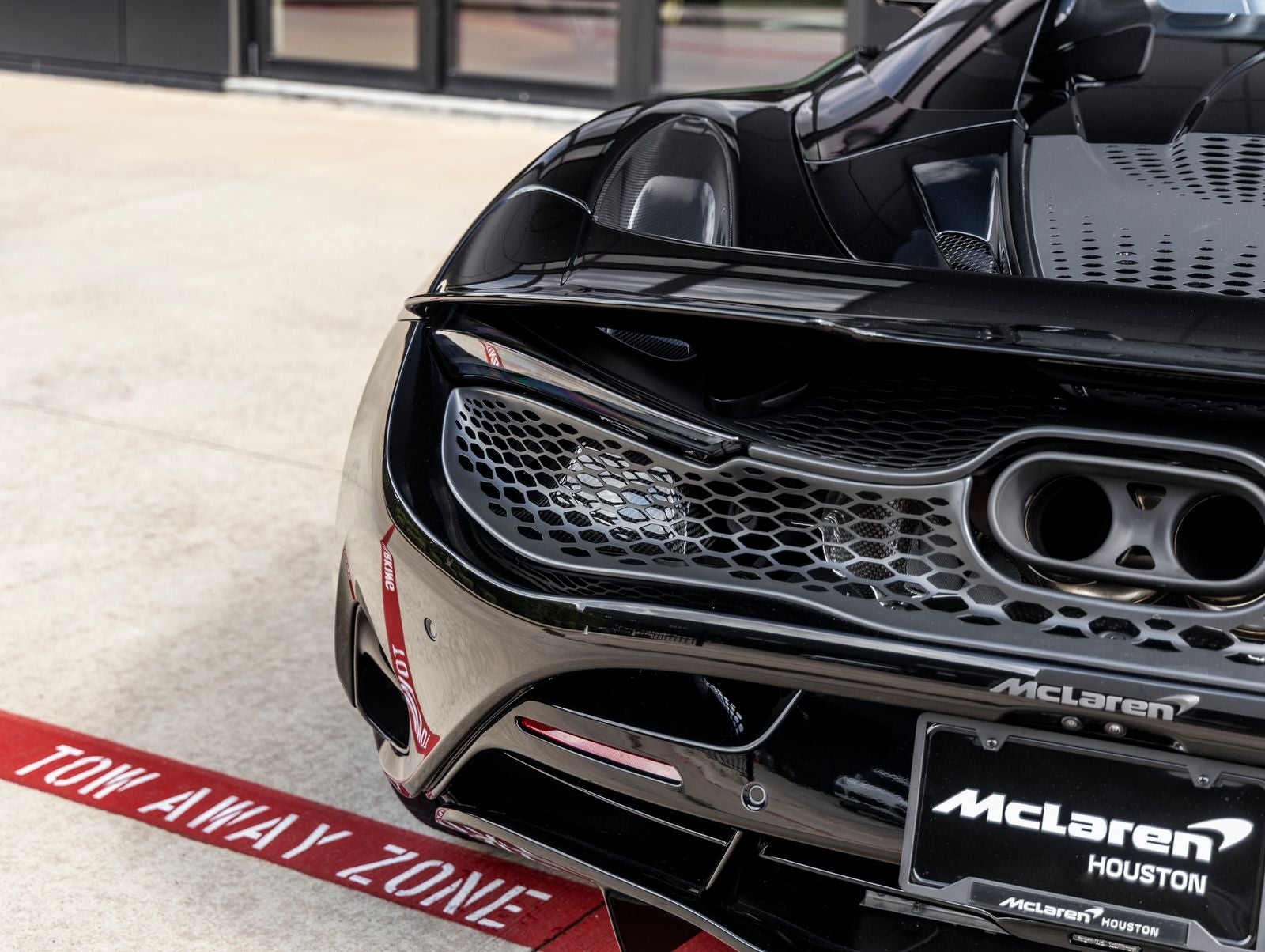 2027 McLaren 750S Base