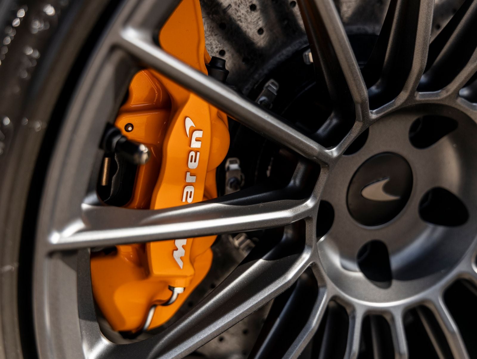 2027 McLaren 750S Base