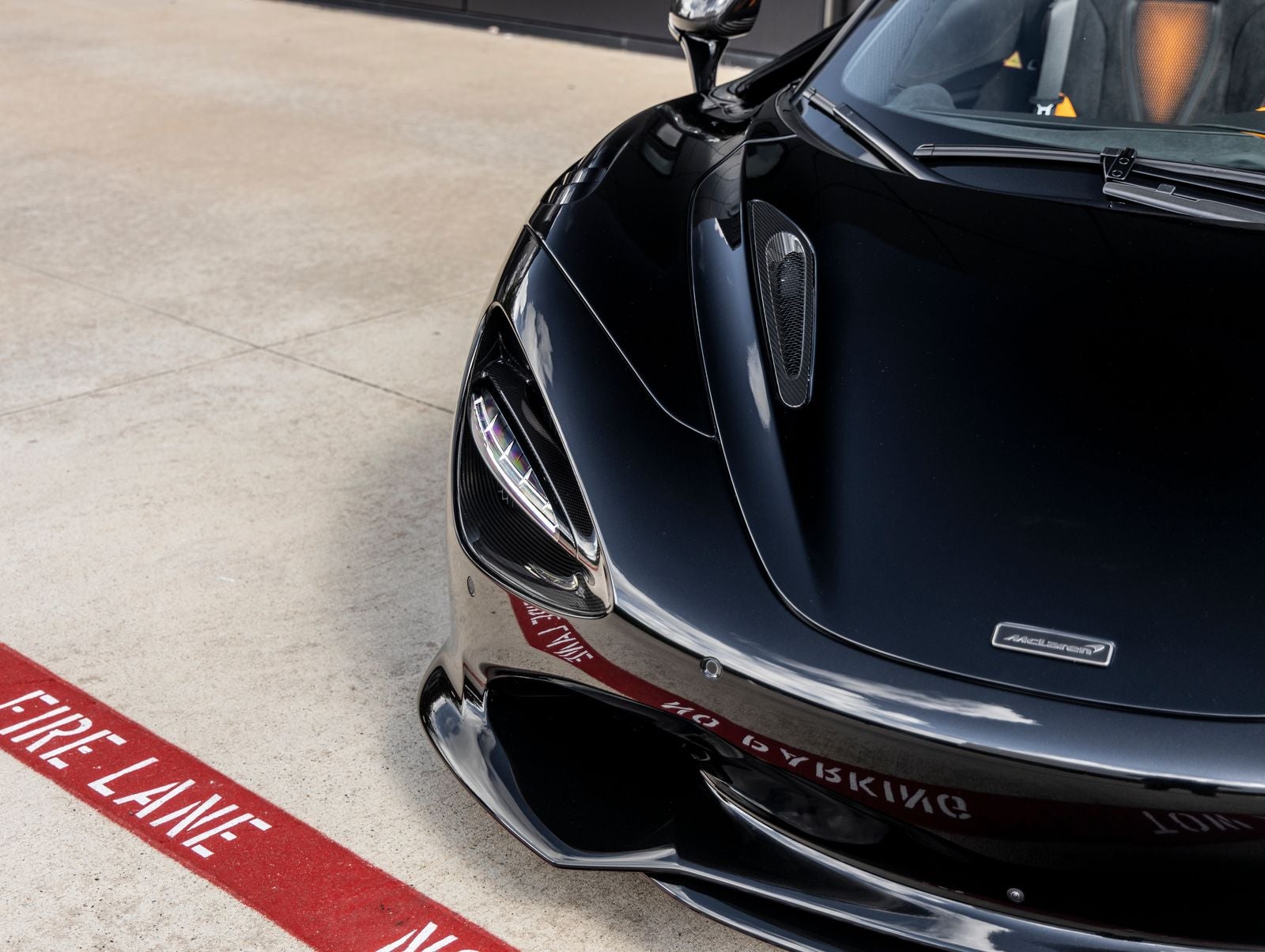 2027 McLaren 750S Base