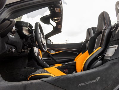 2027 McLaren 750S Base