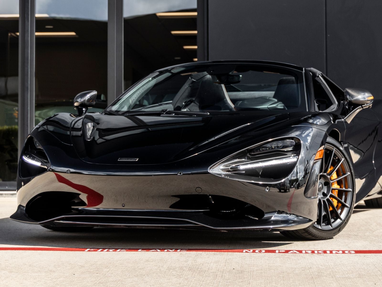 2027 McLaren 750S Base