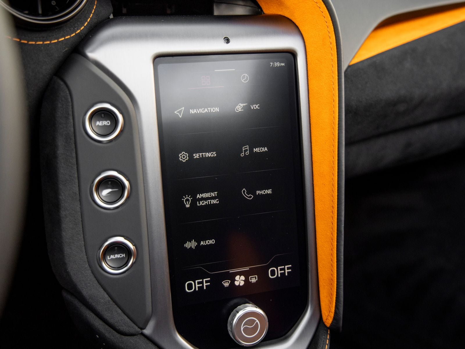 2027 McLaren 750S Base