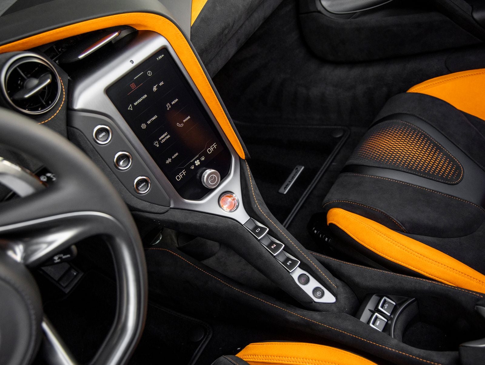 2027 McLaren 750S Base