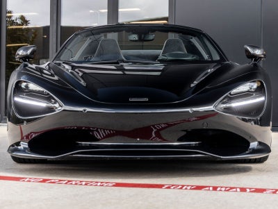 2027 McLaren 750S Base