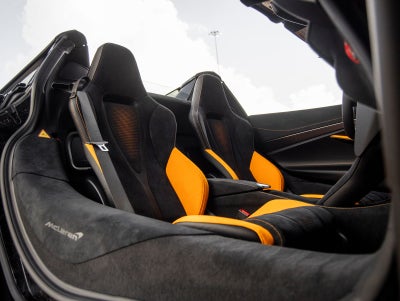 2027 McLaren 750S Base