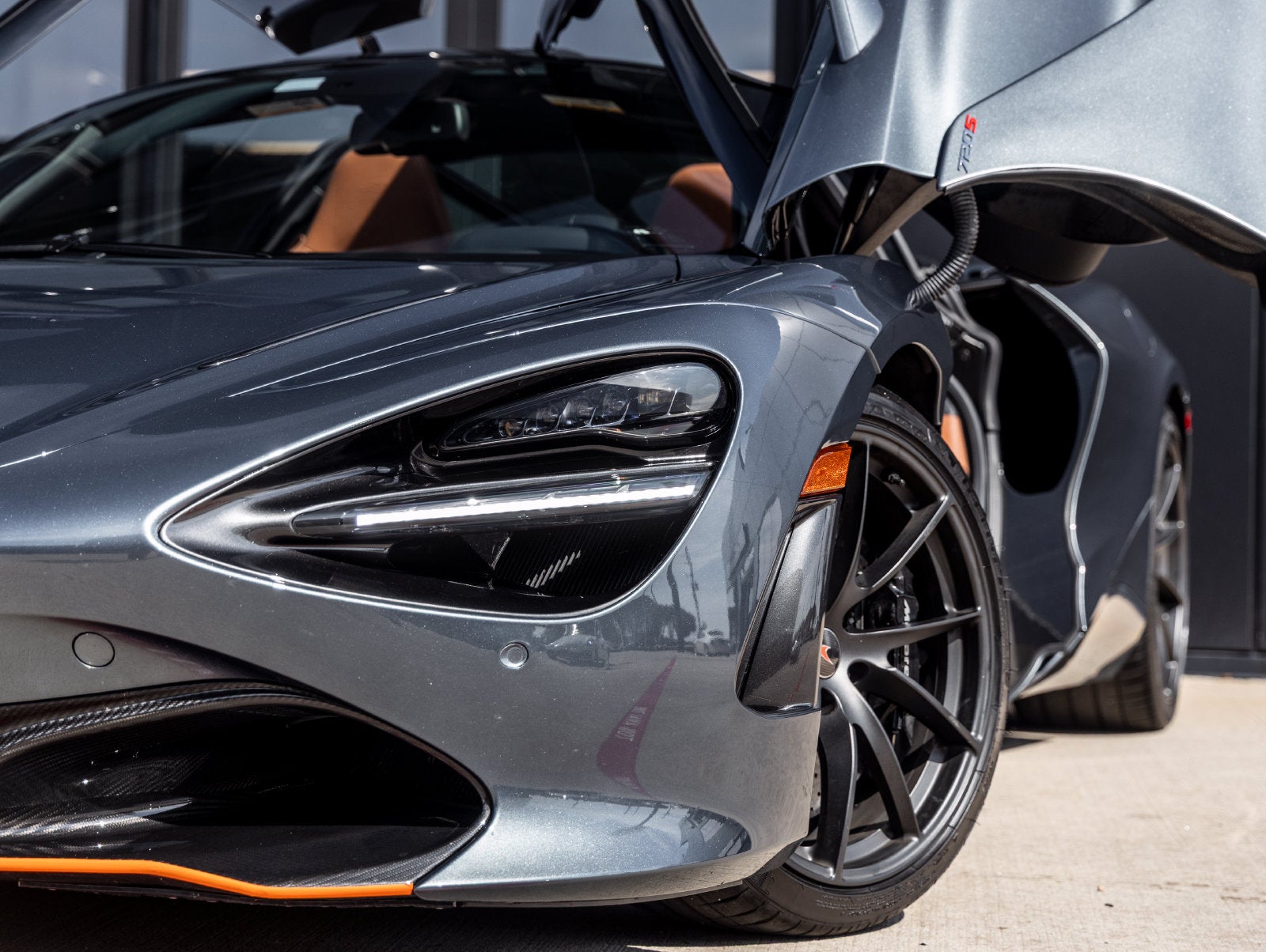2018 McLaren 720S Base