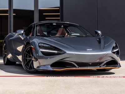 2018 McLaren 720S Base
