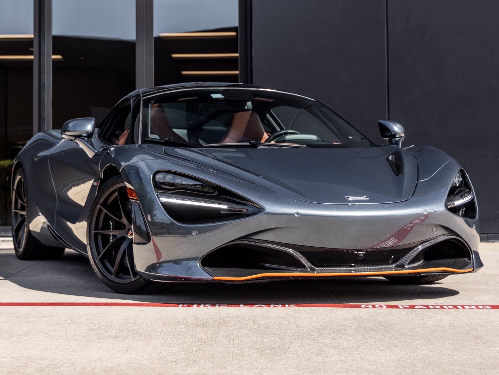 2018 McLaren 720S Base