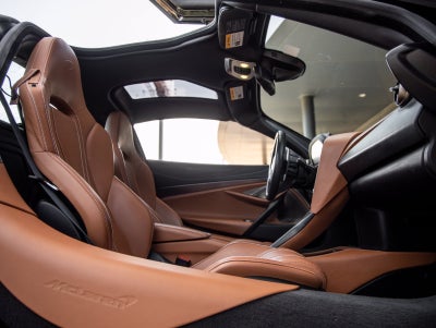 2018 McLaren 720S Base