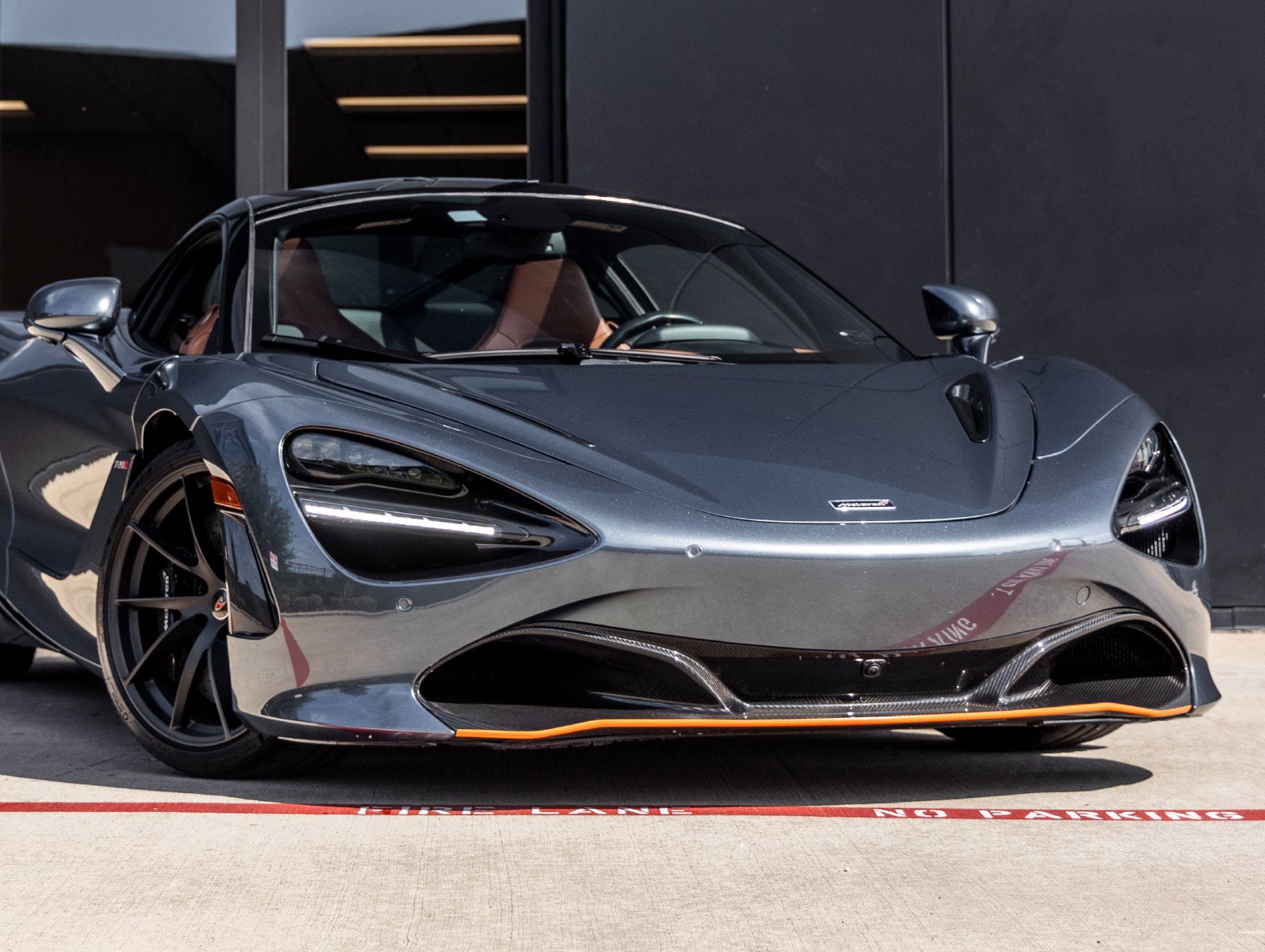 2018 McLaren 720S Base