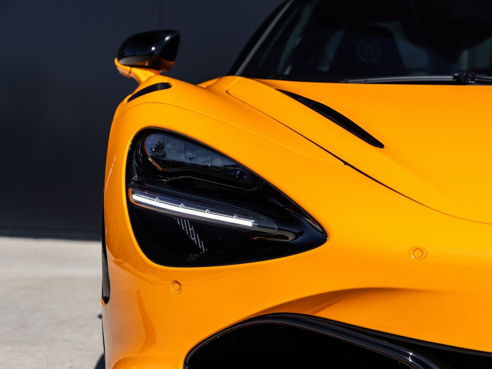 2021 McLaren 720S Base